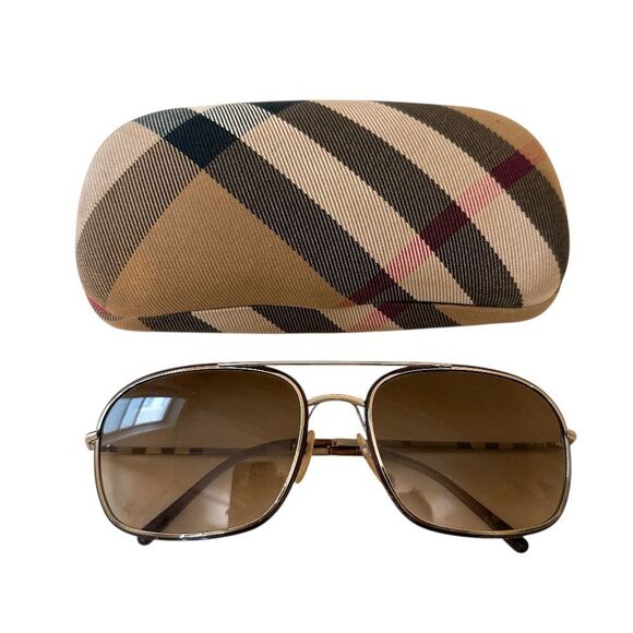 Burberry Gold Aviator Sunglasses with Check Case - Picture 1 of 9